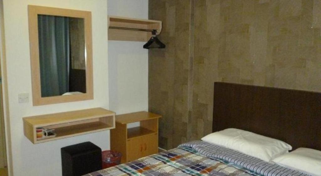 G Six Hotel Sitiawan Εξωτερικό φωτογραφία