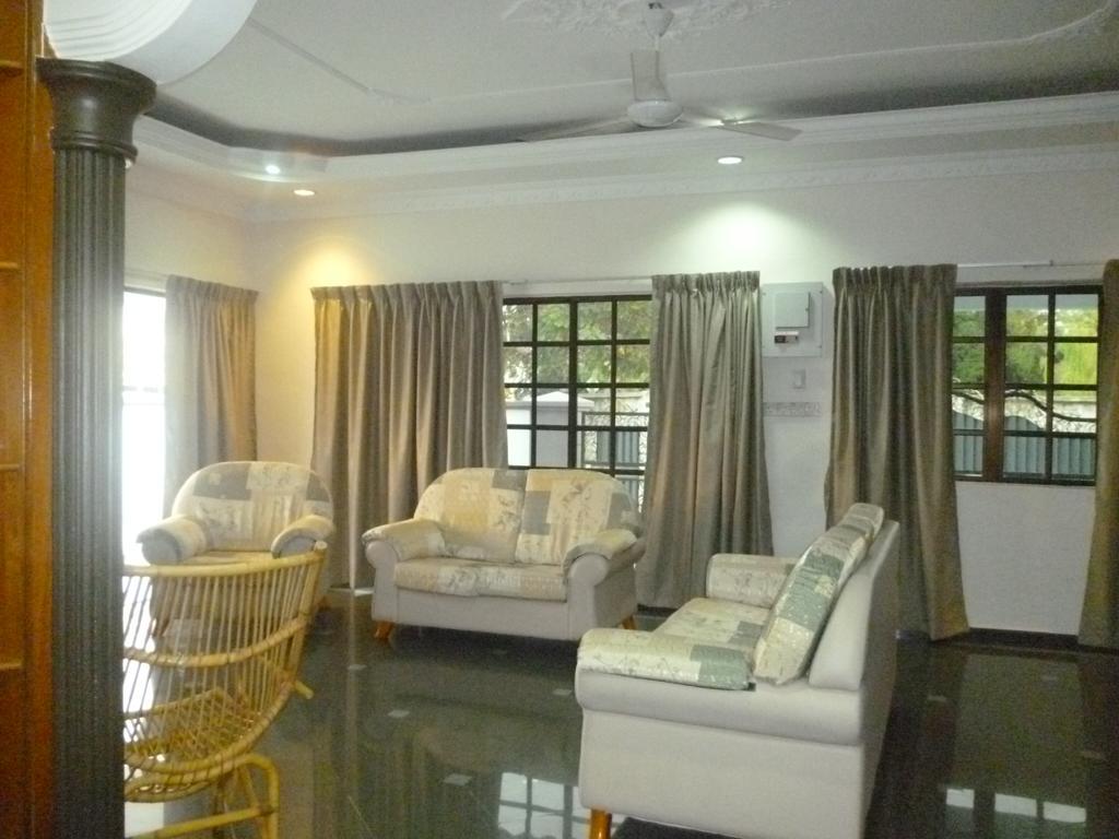 G Six Hotel Sitiawan Εξωτερικό φωτογραφία