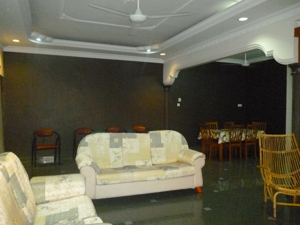 G Six Hotel Sitiawan Εξωτερικό φωτογραφία