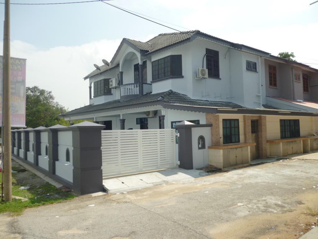 G Six Hotel Sitiawan Εξωτερικό φωτογραφία