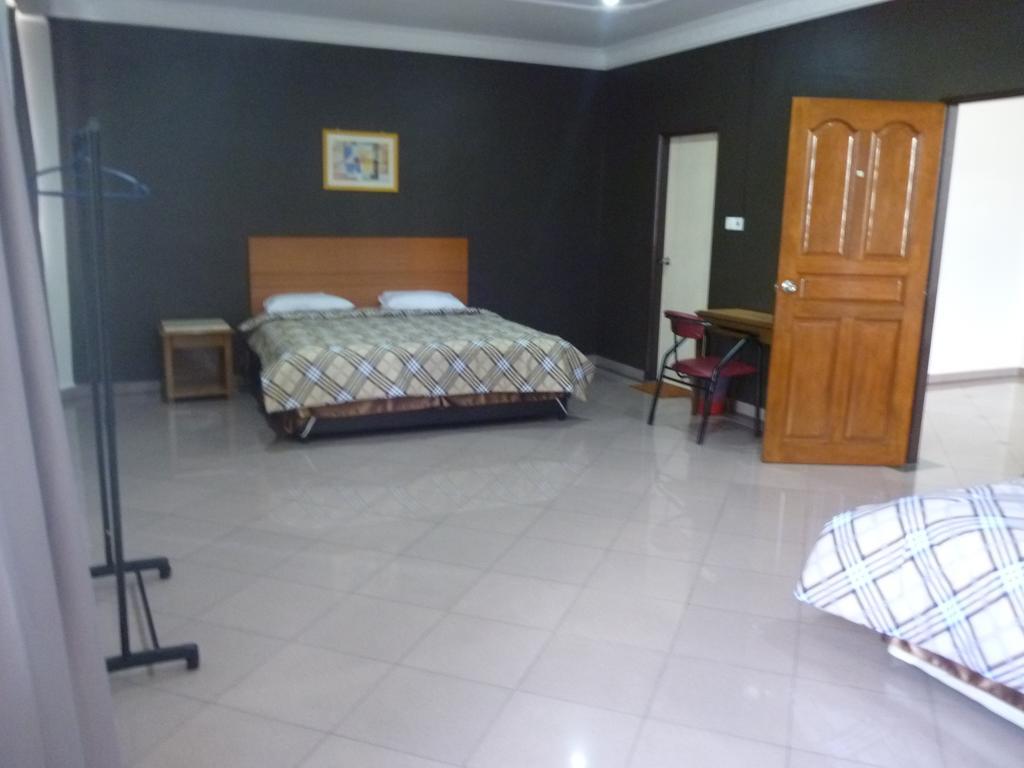 G Six Hotel Sitiawan Εξωτερικό φωτογραφία